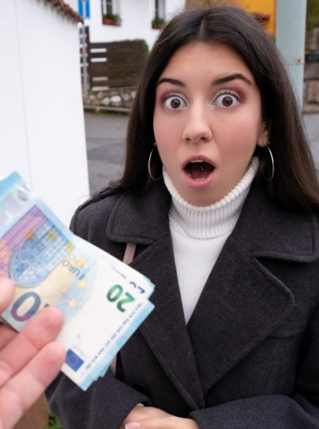 Petite house cleaner loves to suck EU_US-PublicAgent_24_01_30_Katty_West